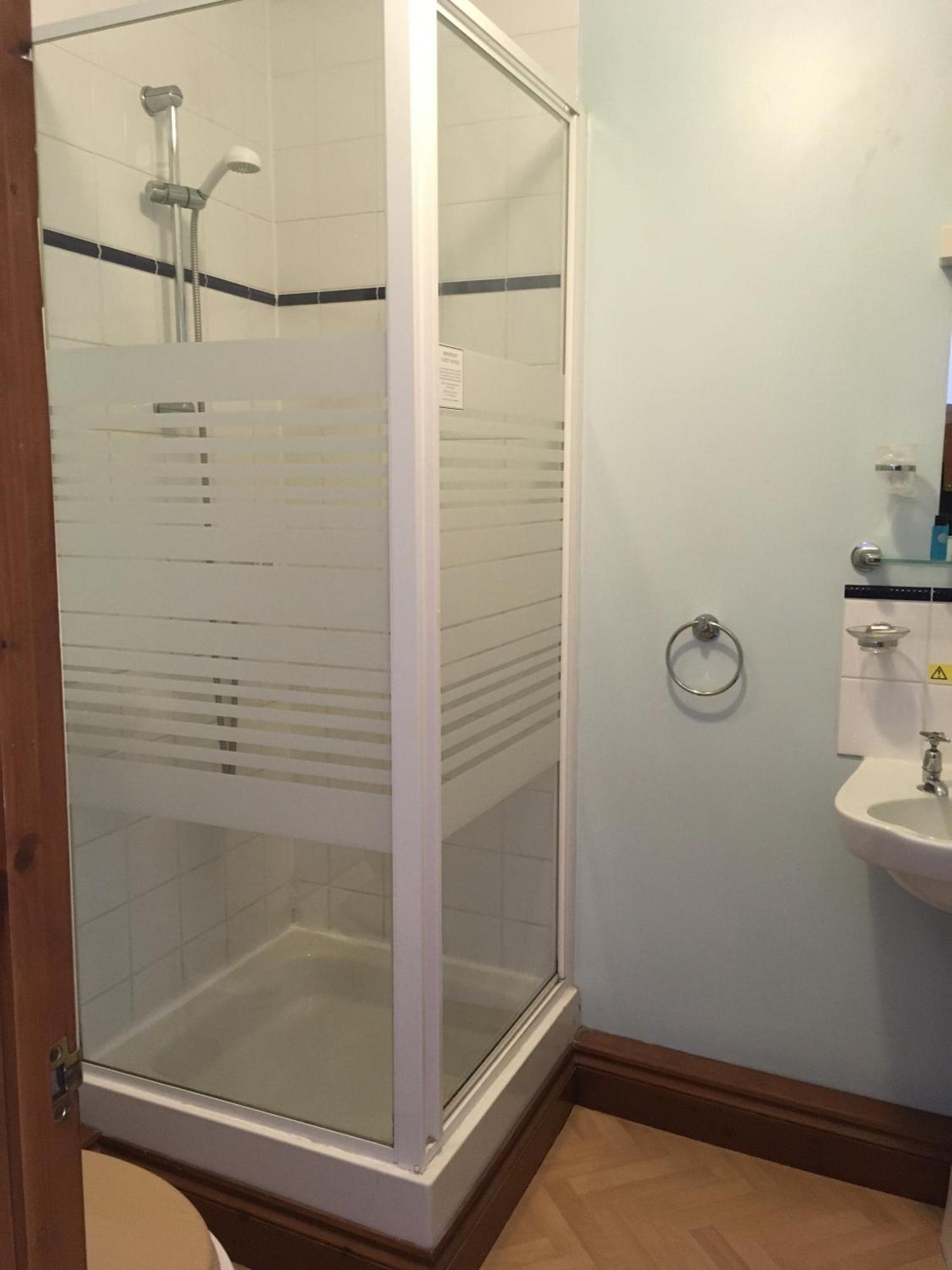 College Guest House Haverfordwest Phòng bức ảnh